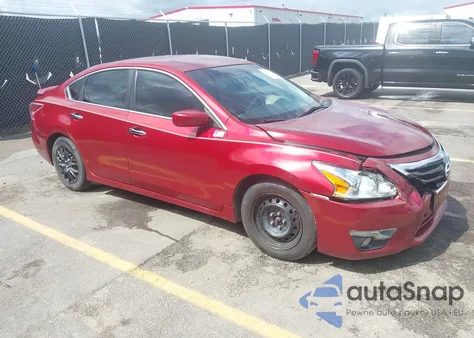 2013 Nissan Altima 2.5 S z USA, uszkodzony, nr VIN 1N4AL3AP1DC173660